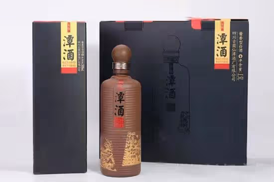 如果不差錢，建議多囤這8款白酒，雖然名氣不大，但喝著很實在