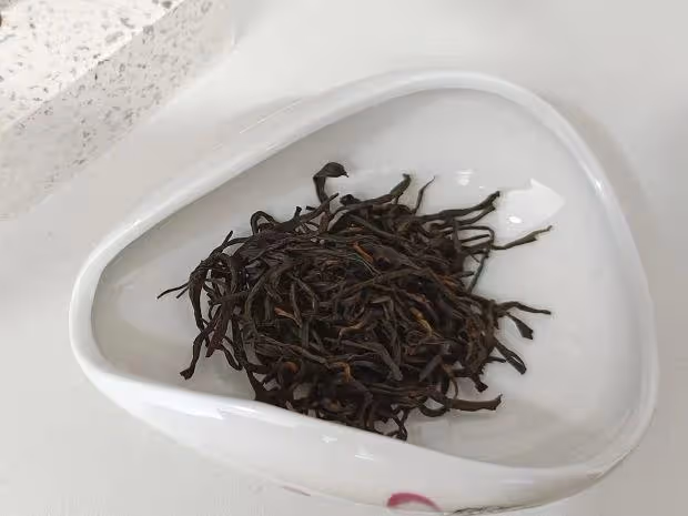 45歲山東哥們兒天天喝茶，堅持十年最終徹悟2個喝茶「真相」