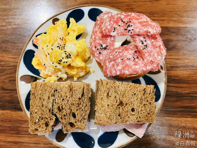 白百何為孩子做早餐，營養豐盛，一周不重樣，網友：孩子有口福了