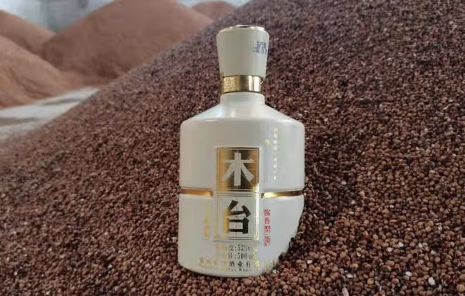 超市買白酒，這3類「酒精」勾兌酒要注意，能不喝就不喝，傷身體