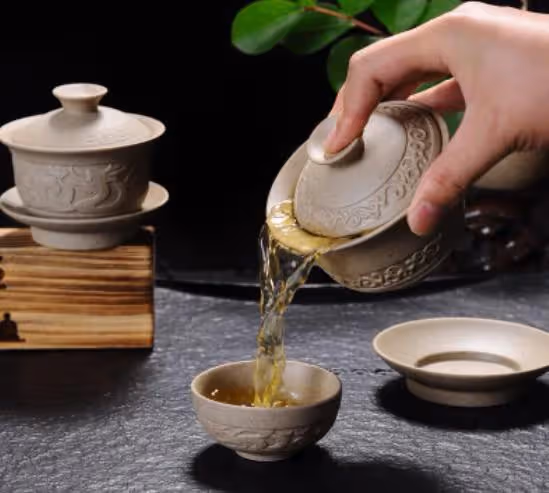 河南50歲包工頭，年入百萬，為啥不喝名茶，卻獨愛這3種廉價茶？