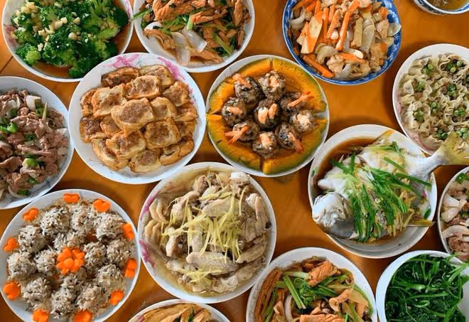 朋友圈曬年夜飯，看了這8家就知道差距了，最後一家讓人眼前一亮