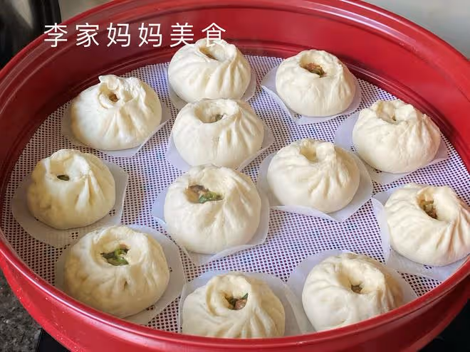 韭菜芹菜靠邊站，夏天多吃這菜，營養極高正當季，蒸包子特別香