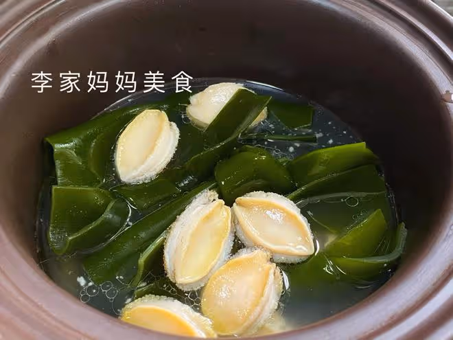 夏天出汗多，多給家人喝這道湯，清熱解暑又降火，營養好喝易吸收
