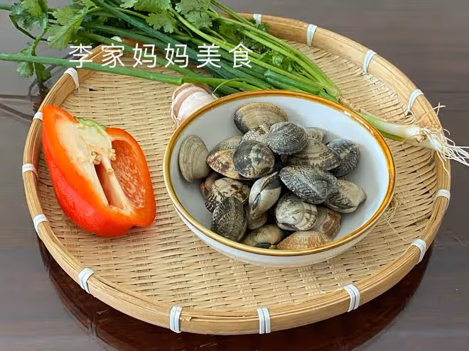 夏天這菜抓緊吃，全身是寶，鈣含量極高，營養又消暑，錯過可惜了