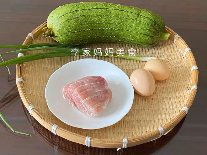 苦瓜黃瓜靠邊站，夏天多吃這菜，全身是寶，營養好吃不上火
