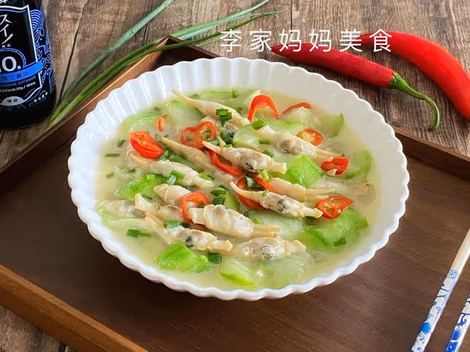 夏天出汗多，這菜要多吃，鉀含量極高，營養美味，經常上火要多吃
