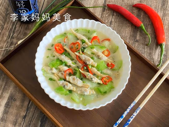 夏天出汗多，這菜要多吃，鉀含量極高，營養美味，經常上火要多吃