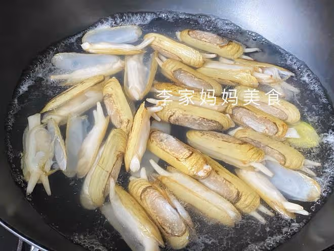夏天出汗多，這菜要多吃，鉀含量極高，營養美味，經常上火要多吃