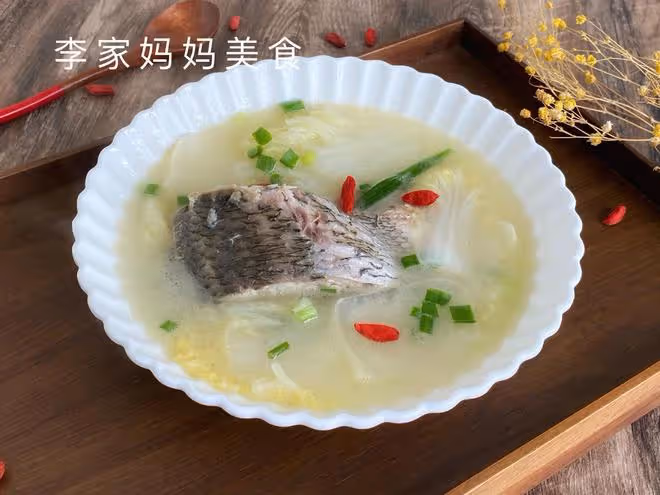 建議中老年人：夏天多喝這4道湯，營養高好消化，清熱解暑又去燥