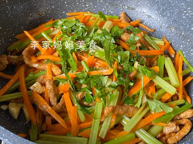 夏天多吃這道菜，清熱解暑，低脂又開胃，營養好吃不上火