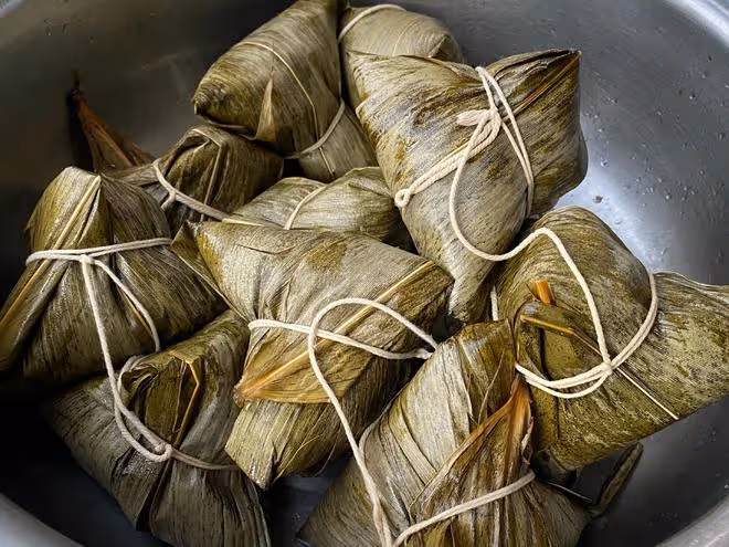 煮粽子時，冷水還是熱水下鍋？很多人不懂，難怪粽子夾生不入味