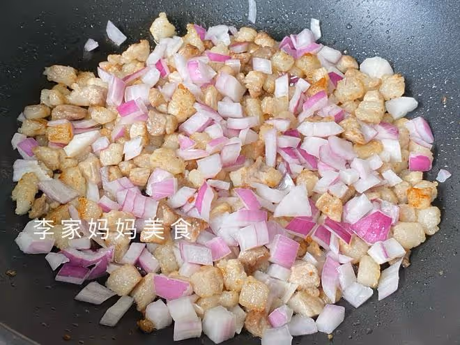 晚上提前蒸一鍋，第二天早餐就有了，鮮香軟糯，比饅頭麵包營養