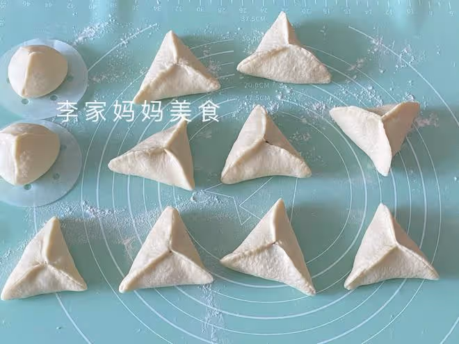 晚上提前蒸一鍋，第二天早餐就有了，鮮香軟糯，比饅頭麵包營養