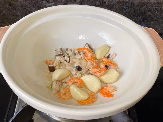 入夏後，菠菜韭菜靠邊站，這菜要多吃，營養高又低脂，開胃又解饞