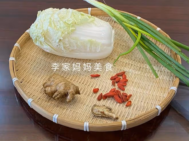夏天，如果不差錢多吃這種海鮮，營養極高味道鮮，好吃不上火
