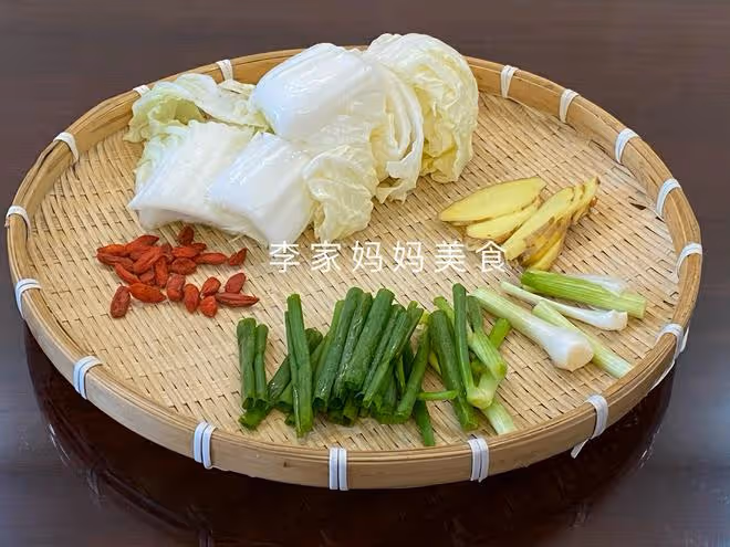 夏天，如果不差錢多吃這種海鮮，營養極高味道鮮，好吃不上火
