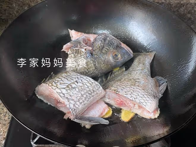 夏天，如果不差錢多吃這種海鮮，營養極高味道鮮，好吃不上火