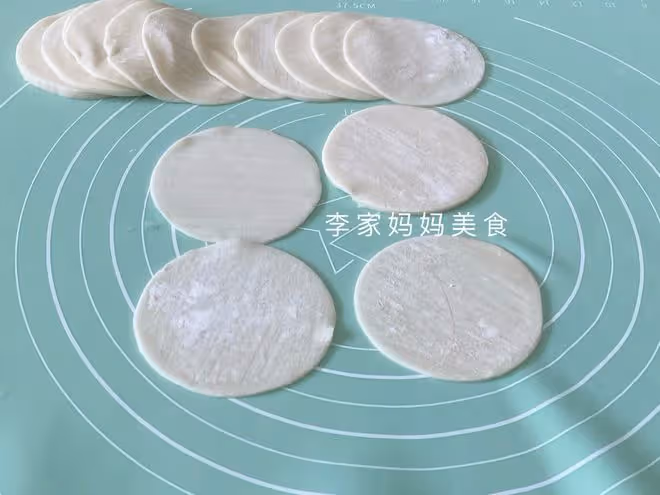 春天遇到這菜別手軟，鮮嫩營養高，好吃不上火，用來包餃子真香