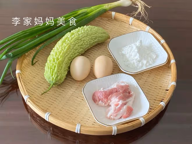 建議中老年人：春季多吃這道蒸菜，營養全面易消化，好吃不上火