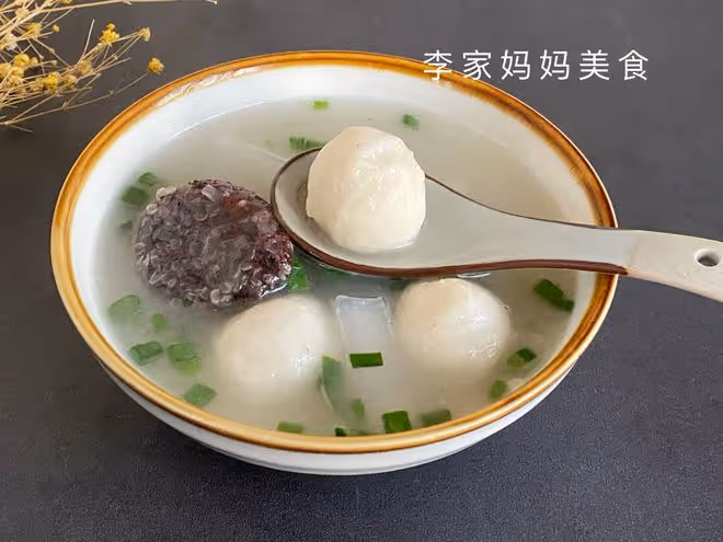 建議如果有條件，春天常給孩子喝這湯，營養全面，孩子長個更需要
