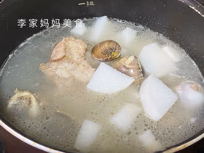 建議如果有條件，春天常給孩子喝這湯，營養全面，孩子長個更需要