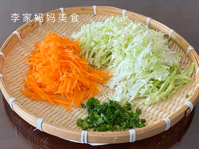 早餐不用出去買了，吃它真省事，營養全面又好吃，十分鐘搞定
