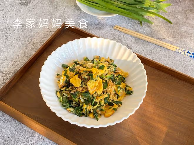 春天寧可不吃肉，也要給孩子吃這菜，鈣含量豐富，常吃個子長得快