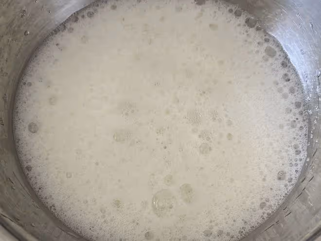 蒸電飯鍋蛋糕，牢記5個技巧，蛋糕鬆軟不回縮，軟糯鮮香又蓬鬆