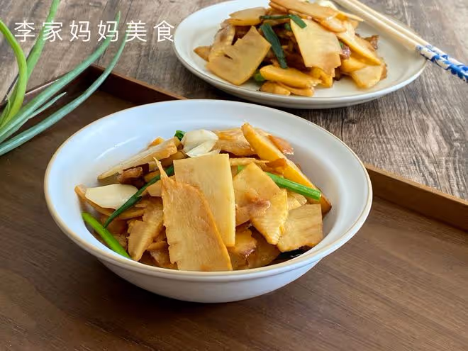 春天，碰到這菜別錯過，一斤5元，營養足味道鮮，好吃不油膩