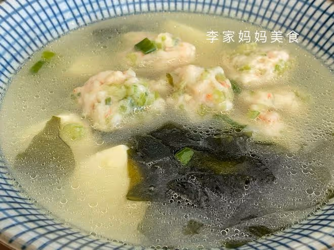 建議如果有條件，春天多給孩子喝這湯，實惠又營養，長個不用愁