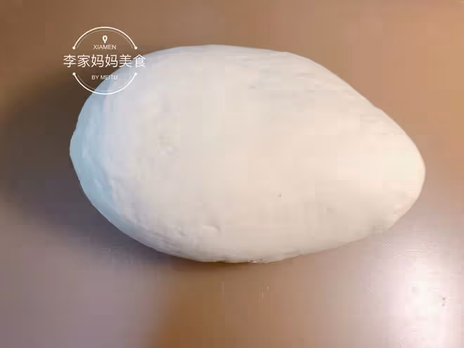 蒸饅頭時，用熱水還是冷水，記住5點，饅頭暄軟蓬鬆不回縮