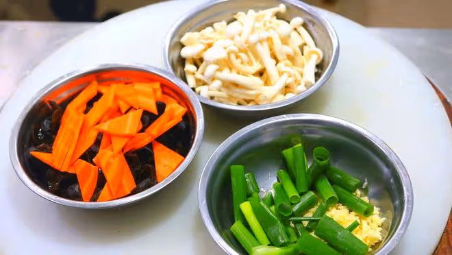夏天要學會忌嘴，少吃「1瓜」多吃「4菜」，健康飲食，別不當回事