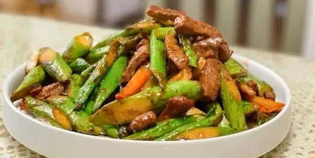 夏季，我家準備這6道菜，解饞不長肉，經濟又美味，一周7天不重樣