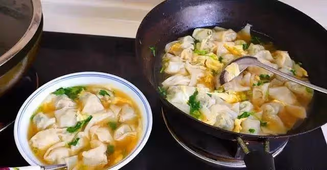做餛飩原來這麼簡單，不用買皮，自己調餡自己包，好吃更營養