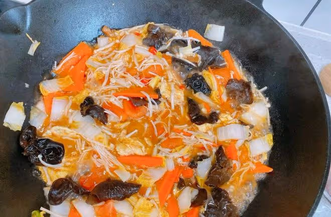 素菜一鍋鮮，味道鮮美，營養豐富不長肉！