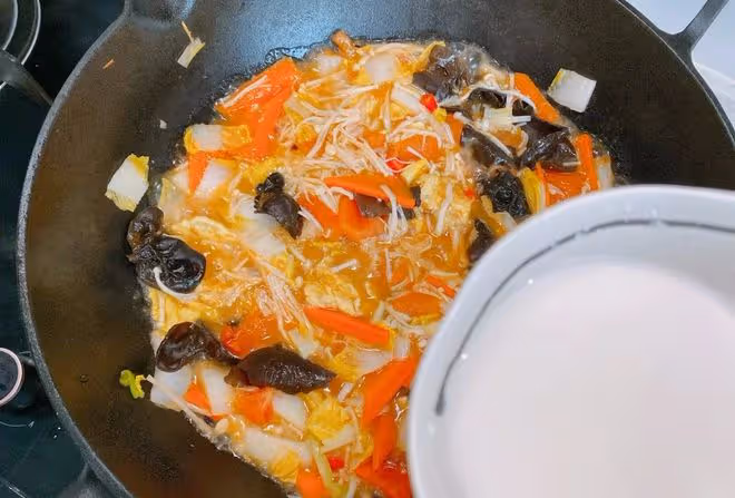 素菜一鍋鮮，味道鮮美，營養豐富不長肉！