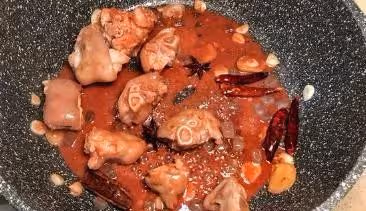豬蹄這樣做，一點不油膩，美容養顏，女生要多吃！