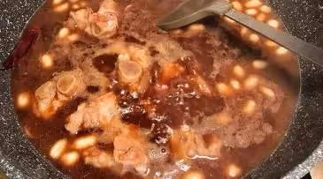 豬蹄這樣做，一點不油膩，美容養顏，女生要多吃！