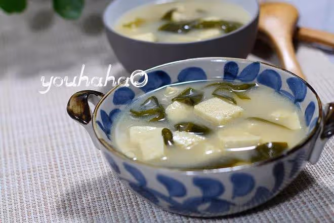 豆腐這樣搭配，等於天然「染髮劑」，頭髮烏黑髮亮，營養又健康