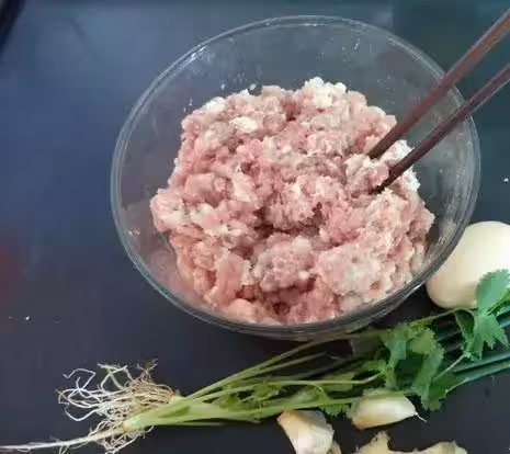 特喜歡的肉丸做法，孩子搶著吃！不用油炸好吃又健康！