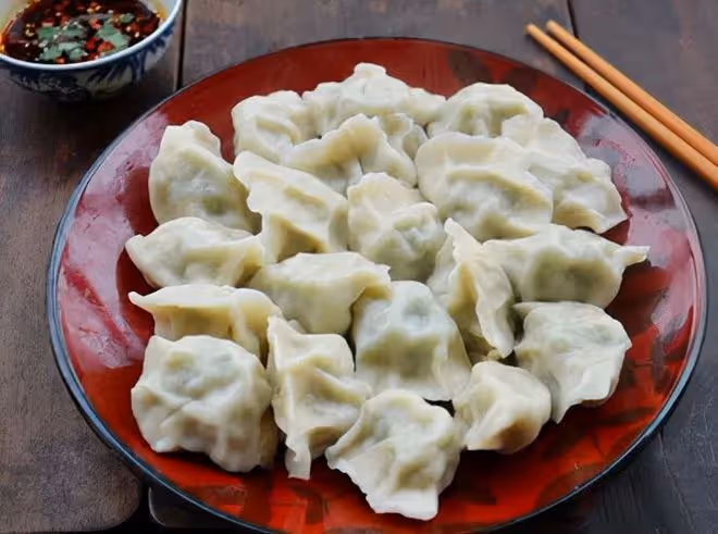 包韭菜餃子時，牢記「3放2不放」，韭菜翠綠不燒心，太解饞了