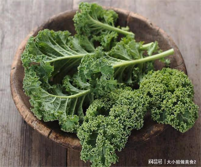 夏季建議多吃「四菜二果」，抗氧化還防曬，保護皮膚，抵抗紫外線