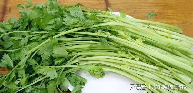 分享三種高鉀低鈉的蔬菜，夏天隔三岔五吃一吃，對身體很有好處