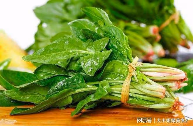 你身邊常見的七種食物，是滋養保護眼睛的「好手」，你吃對了嗎？