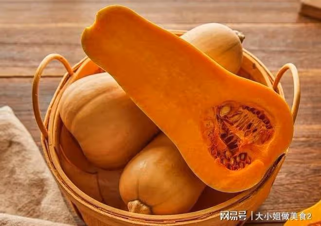 你身邊常見的七種食物，是滋養保護眼睛的「好手」，你吃對了嗎？