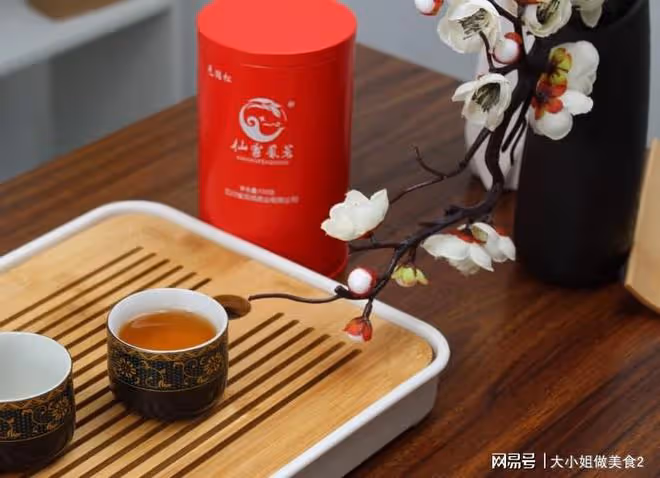 疫情當前，建議中老年人：多喝2款茶，緩解春燥，睡覺吃飯都很香