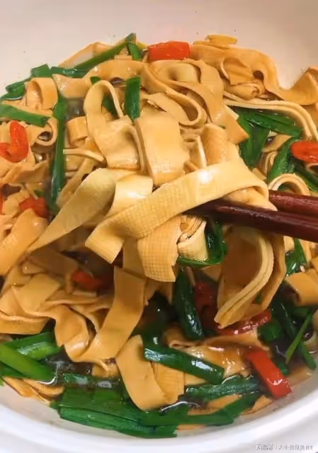 春天多給孩子吃這五道菜，含鈣量豐富，葷素搭配，好吃又下飯