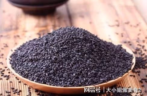 春天乾燥，適當多吃這五種食物，抗氧化能力強，能滋潤我們的皮膚