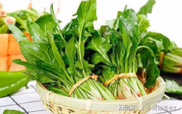 這三種綠色蔬菜膳食纖維含量高，做法簡單，想減肥的不妨多吃